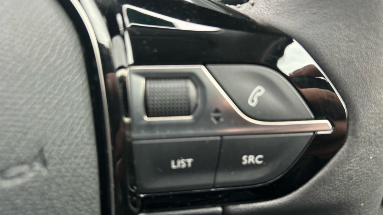 Peugeot 208 1.2 PureTech 100 Allure Premium + 5dr Petrol Hatchback